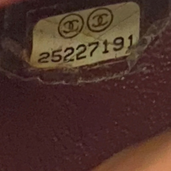 Authentic Chanel Classic Flap Black Medium Lambskin SHW - Picture 11 of 16